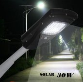 LED Solárne Pouličné verejné osvetlenie SENTUOR 30W/2400lm , IP65 , so senzorom , studená biela + diaľkové ovládanie